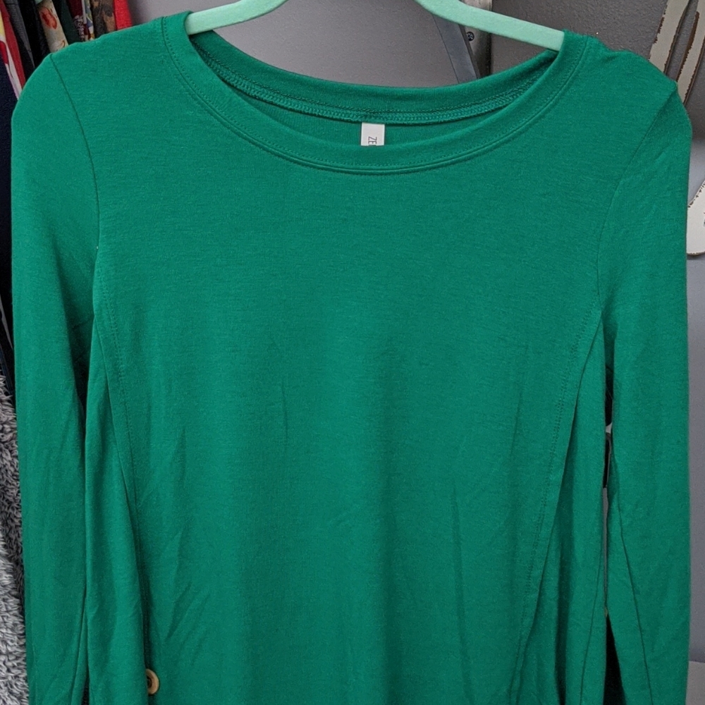 Long sleeve top